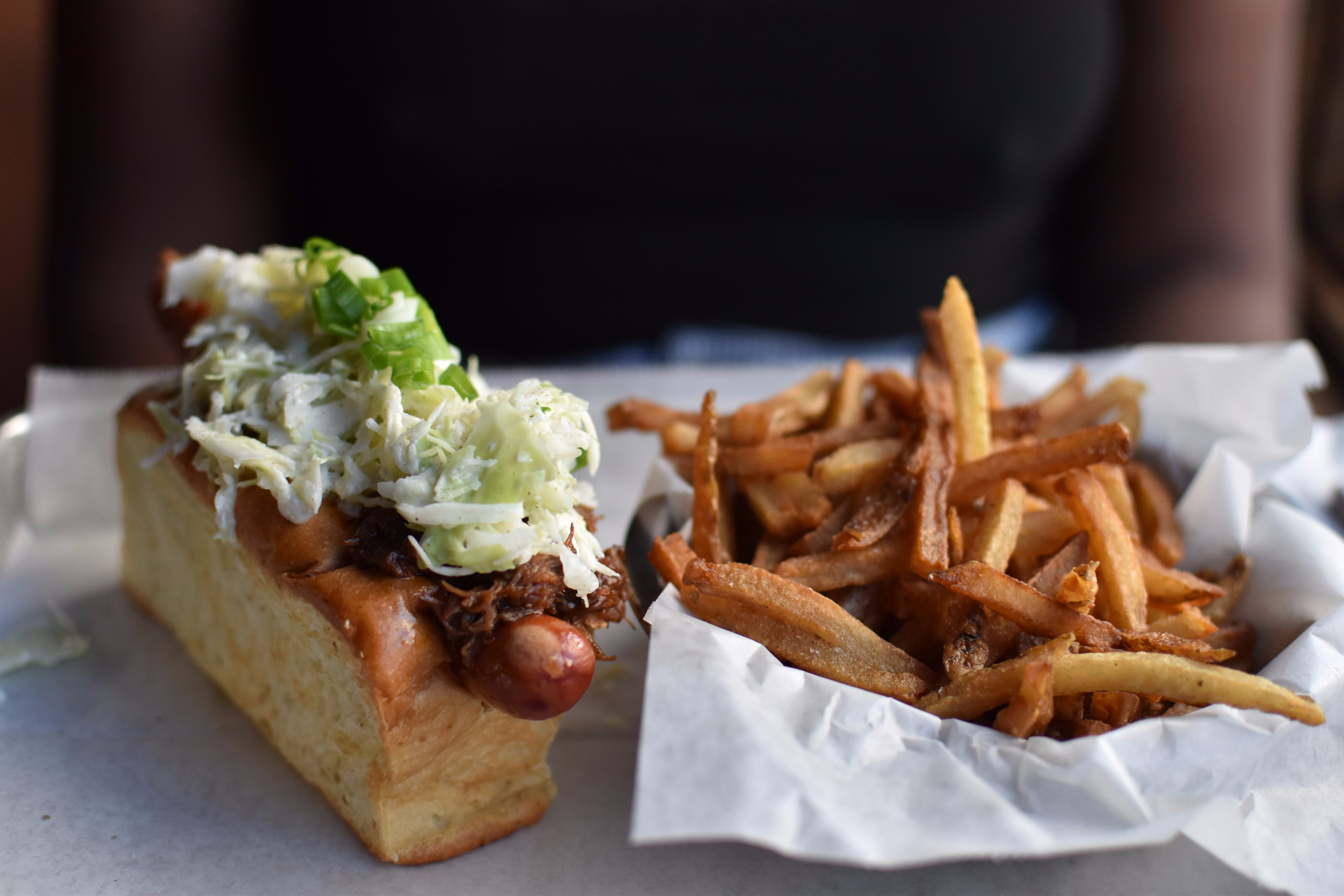Destination Dogs Restaurant Review: Destination Dogs